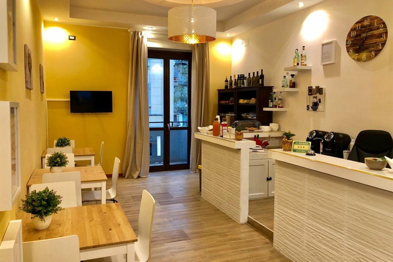 Golden Milano Hotel Bagian luar foto