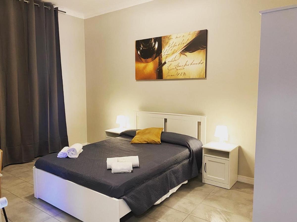 Golden Milano Hotel Bagian luar foto