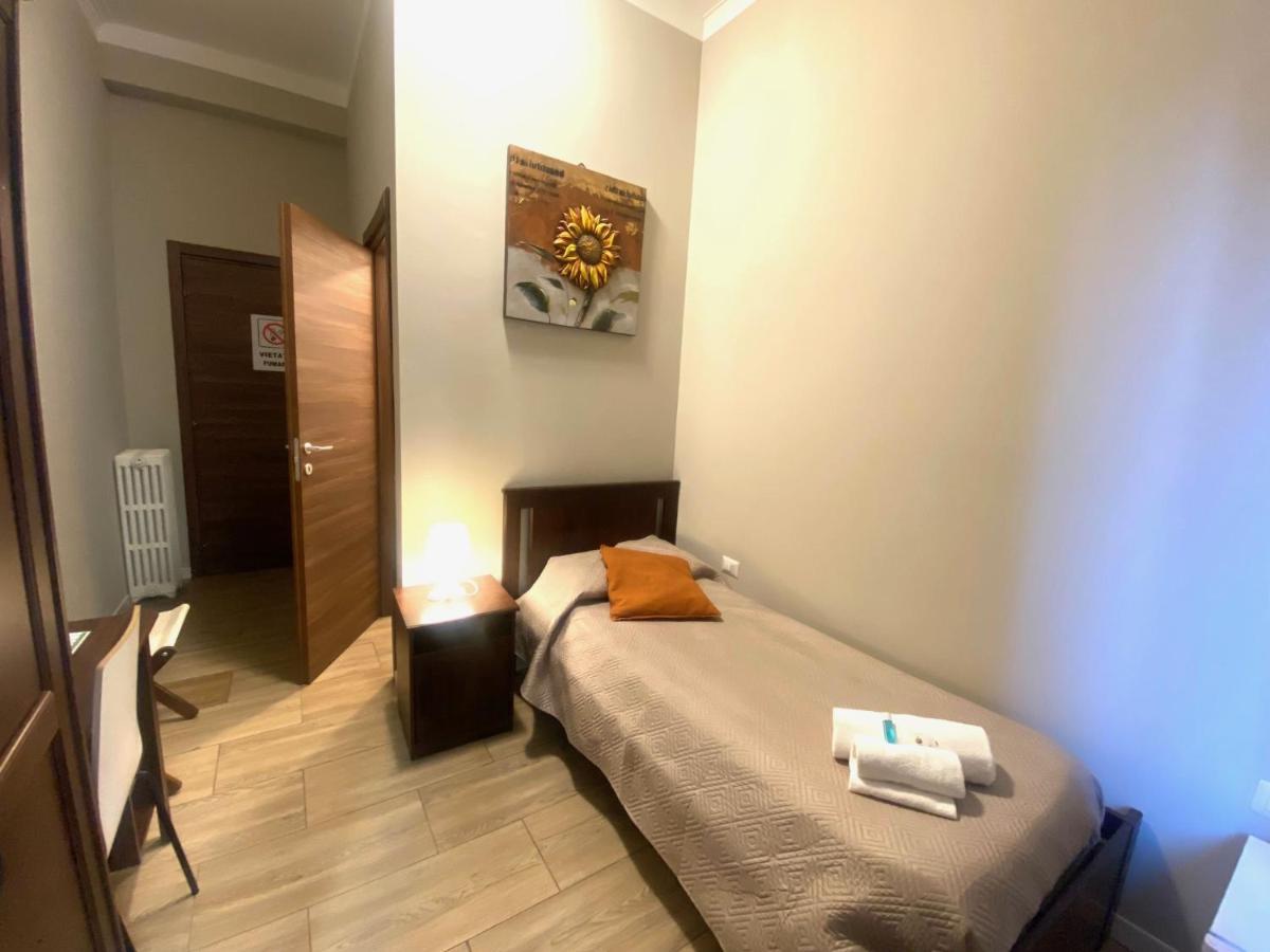 Golden Milano Hotel Bagian luar foto