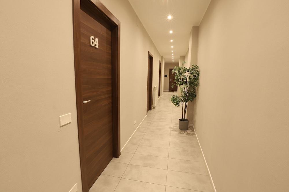 Golden Milano Hotel Bagian luar foto