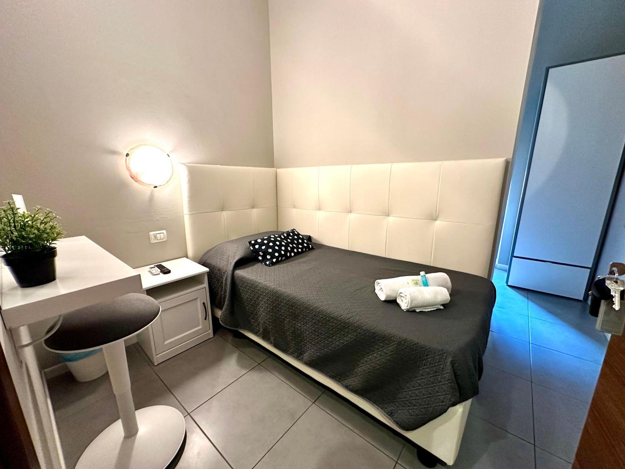 Golden Milano Hotel Bagian luar foto
