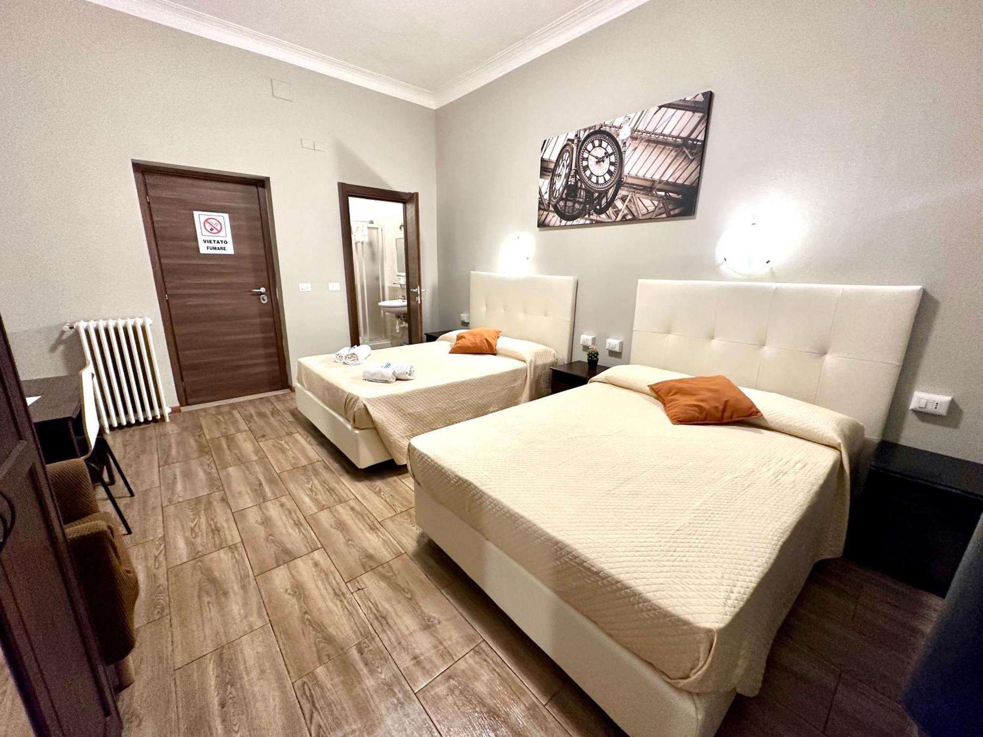 Golden Milano Hotel Bagian luar foto