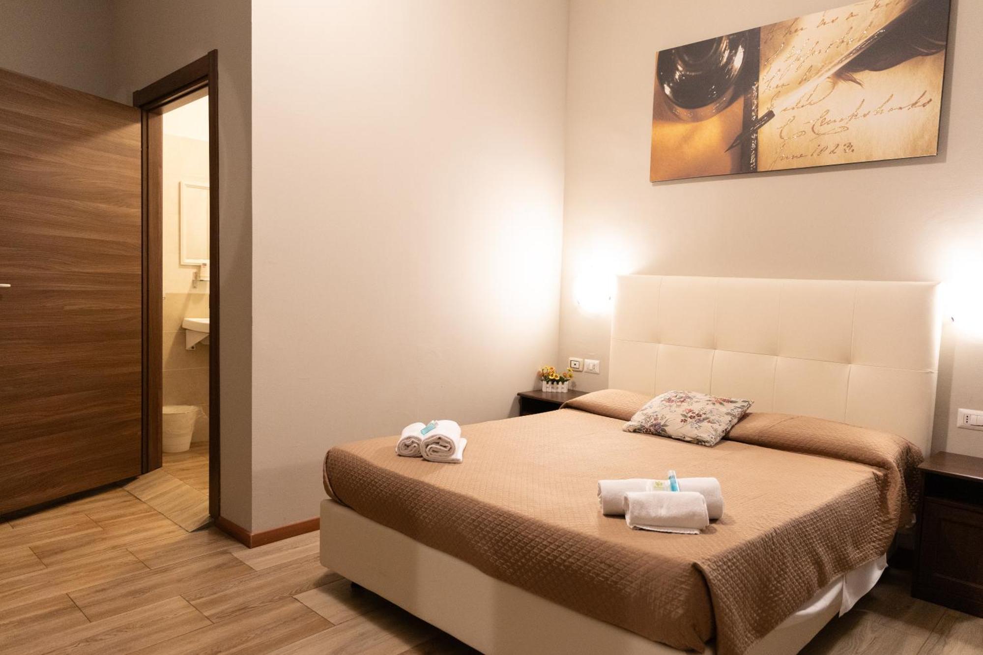 Golden Milano Hotel Bagian luar foto