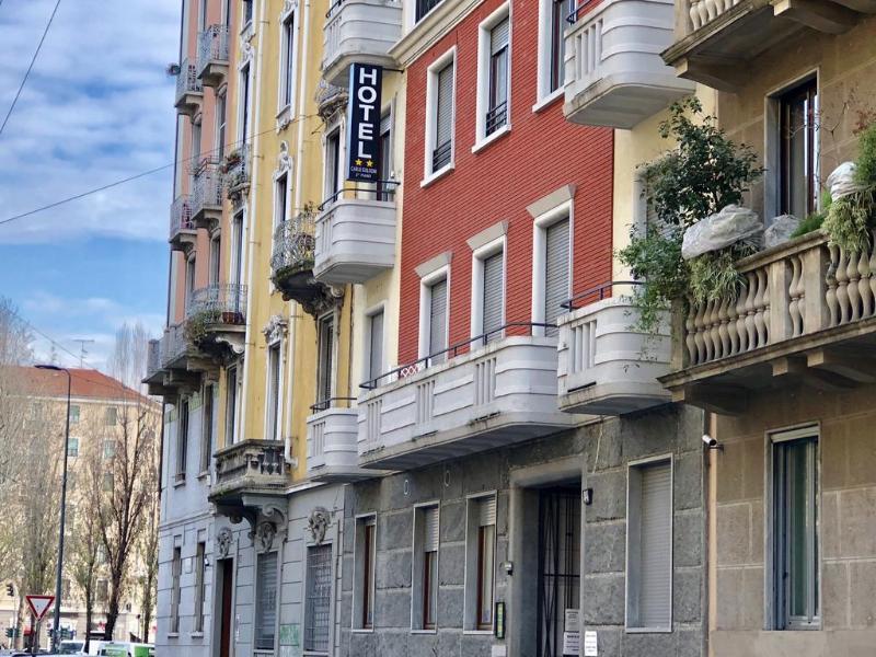 Golden Milano Hotel Bagian luar foto